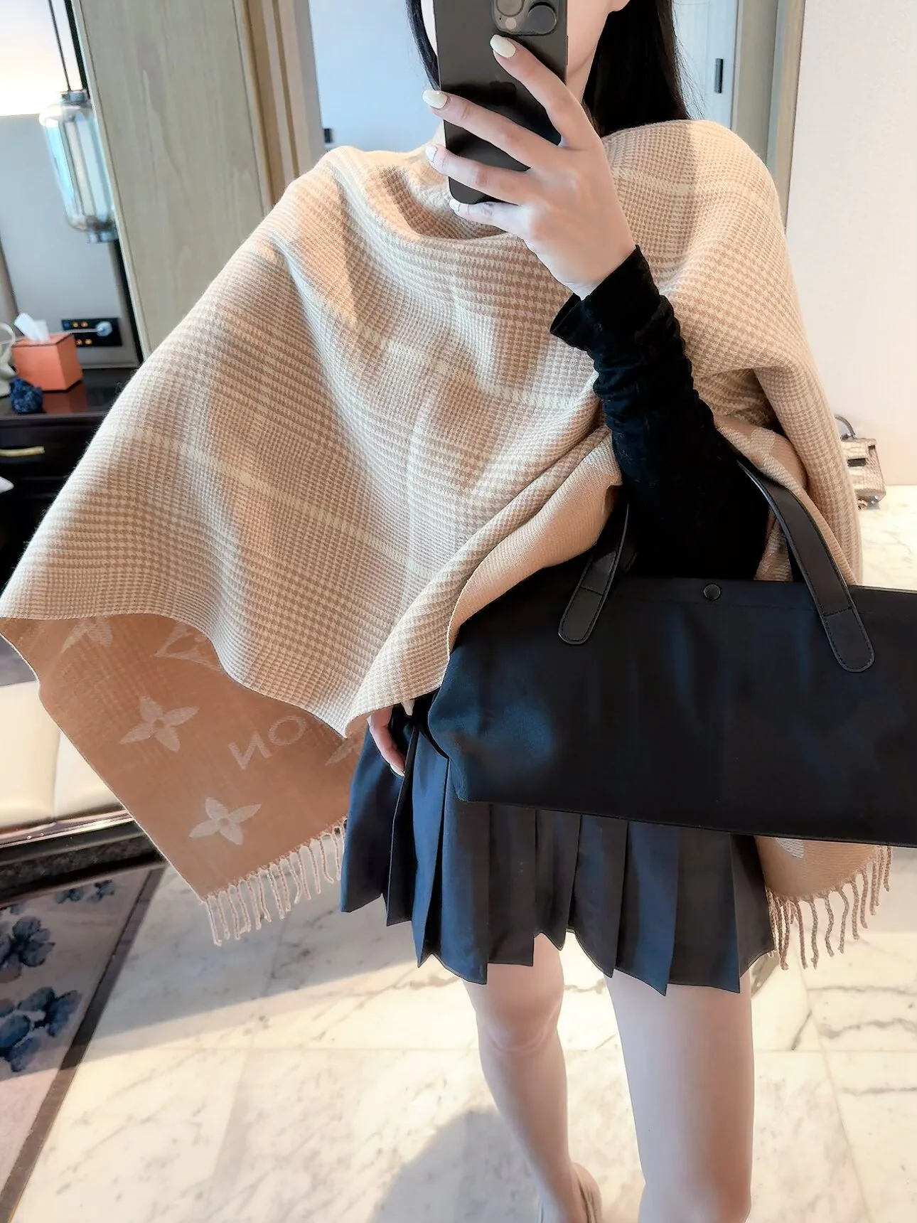 Шарфы Louis Vuitton 18003018