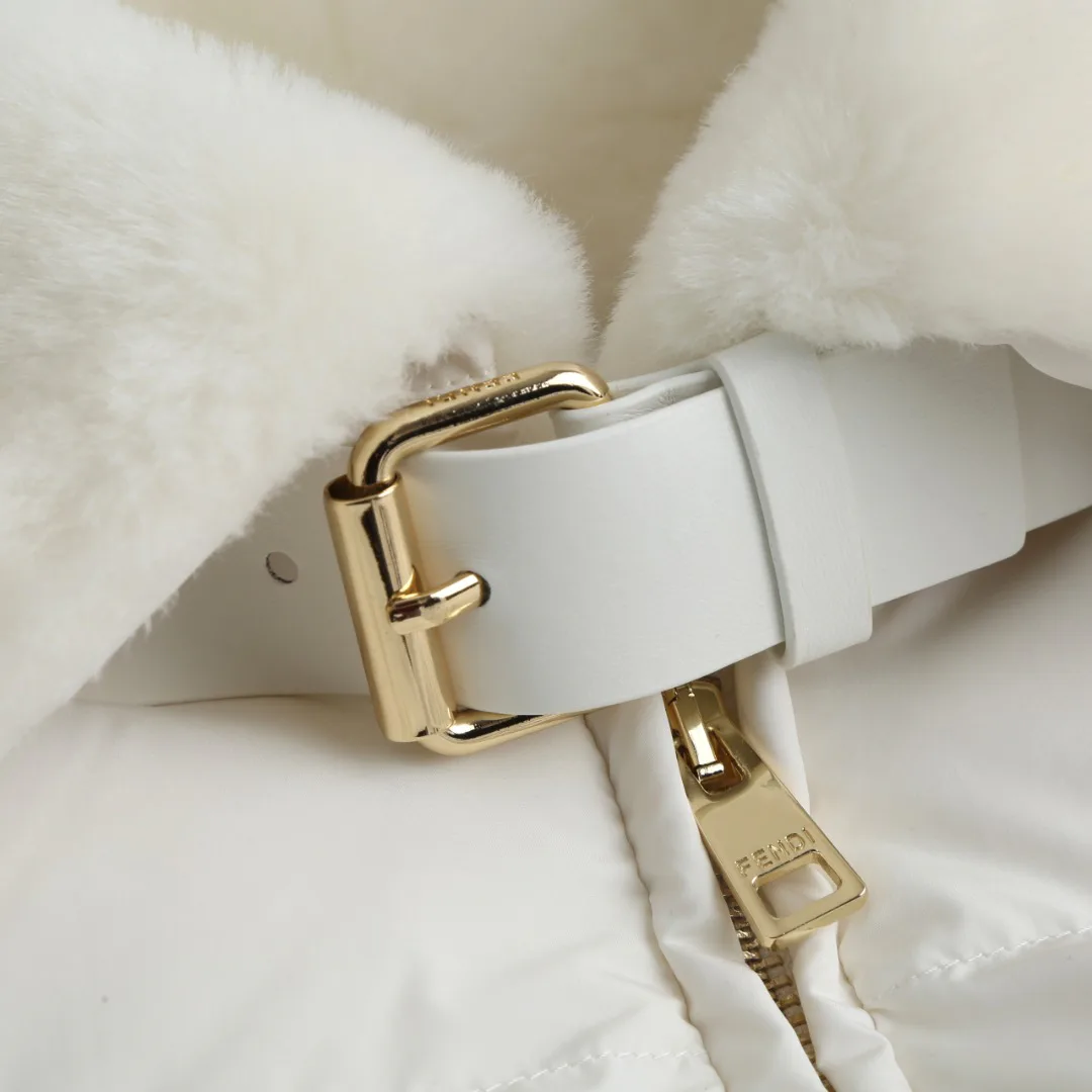 Куртки И Пуховики Женские Fendi 857515