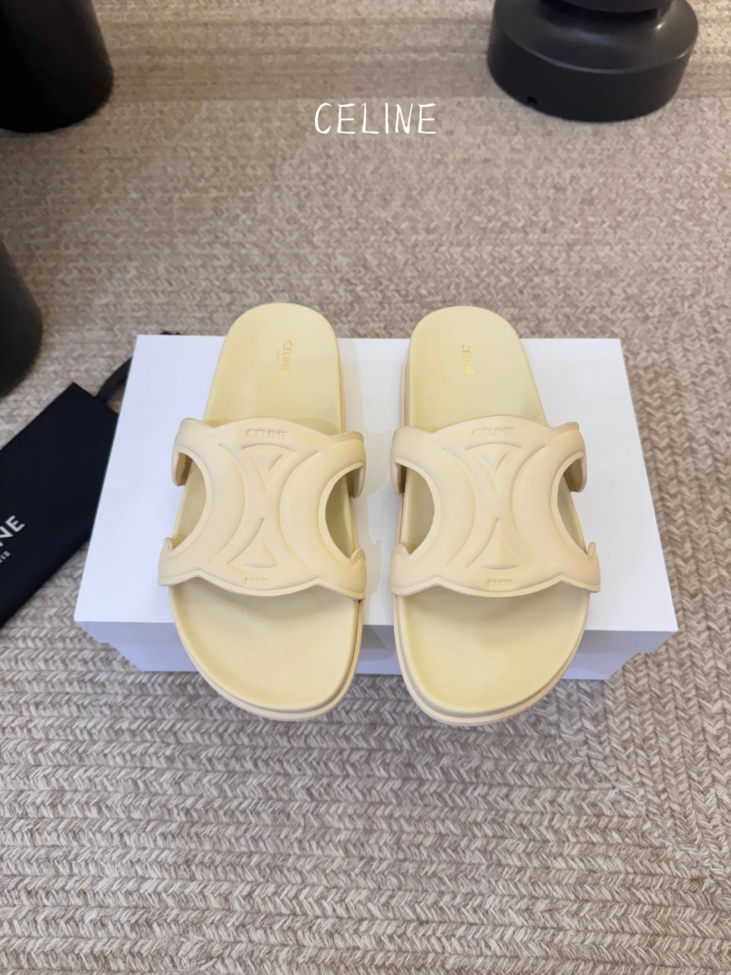 Шлепанцы Женские Celine 11621129