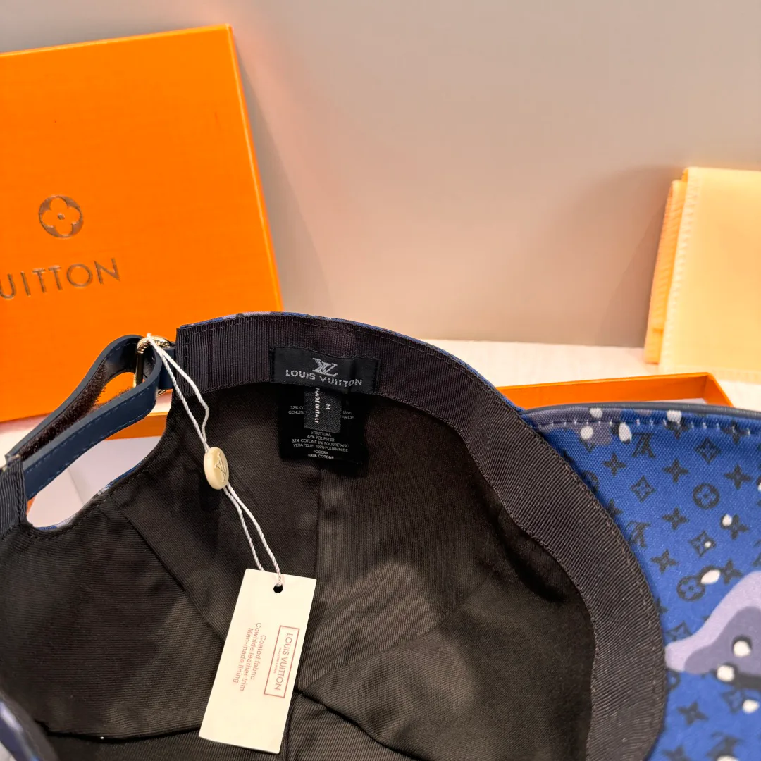 Головные Уборы Louis Vuitton 11529597