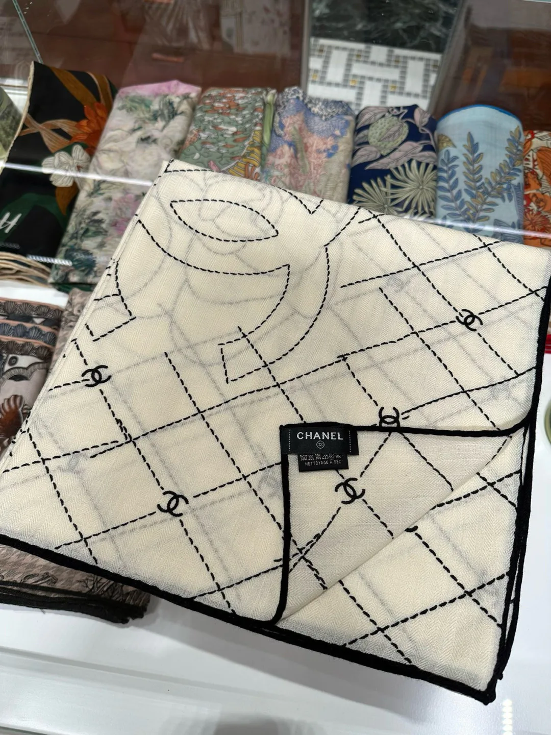 Платки Chanel 10114516