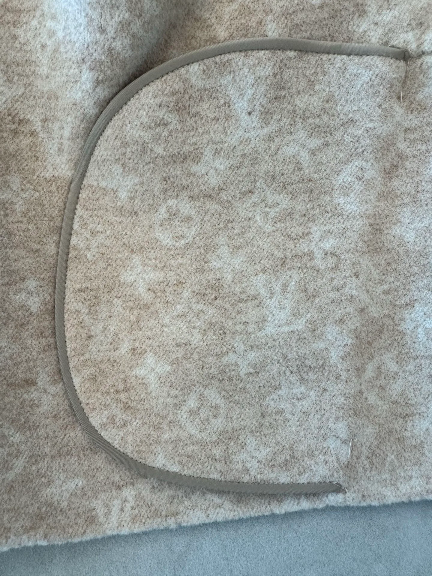 Пальто Женские Louis Vuitton 18829794