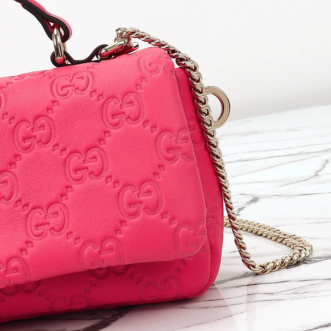 Классические Сумки Женские Gucci 18210717