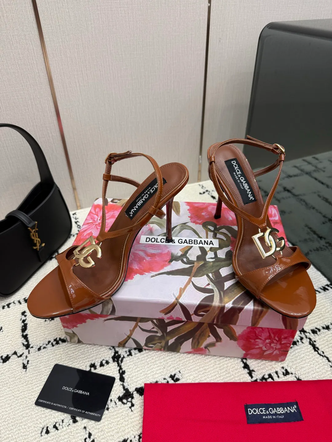 Босоножки Женские Dolce & Gabbana 18335954