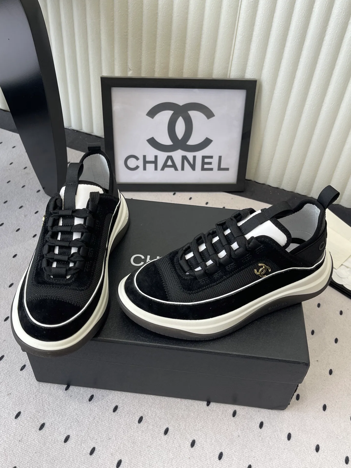 Кроссовки Женские Chanel 11791006