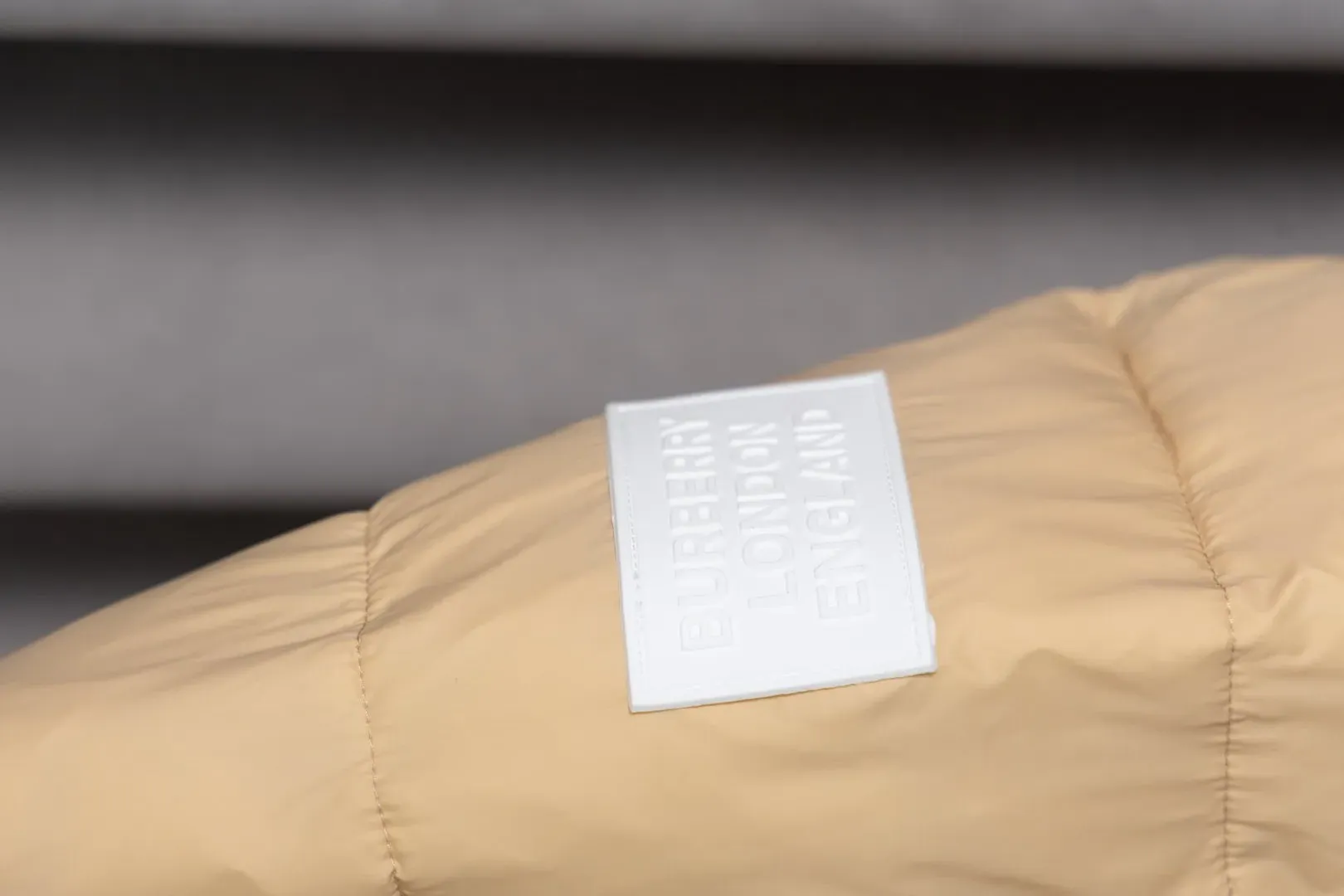 Куртки И Пуховики Женские Burberry 6378583