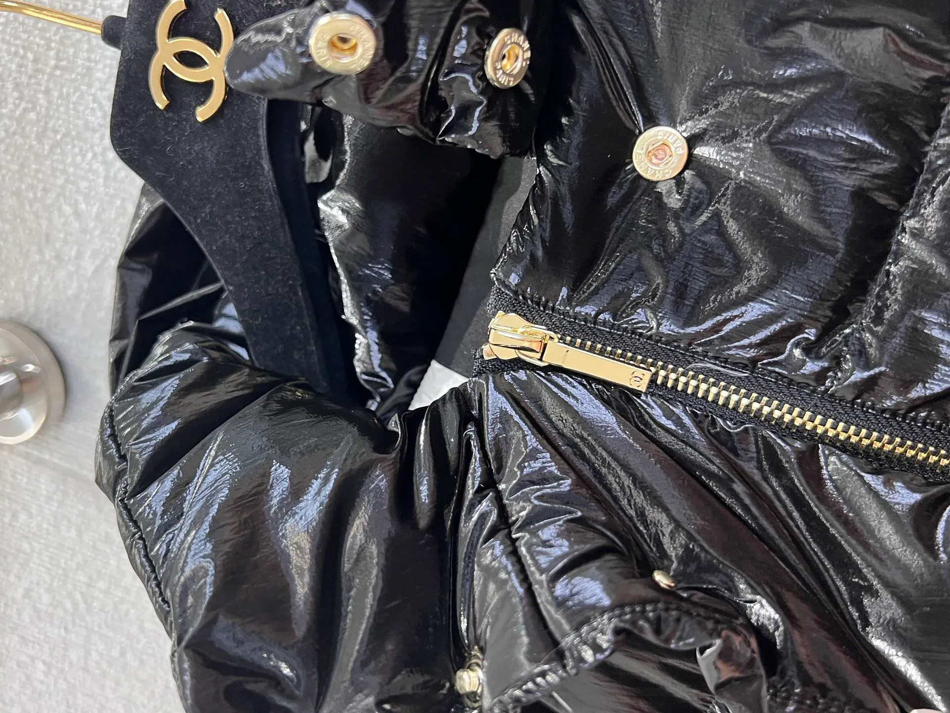 Куртки И Пуховики Женские Chanel 442335