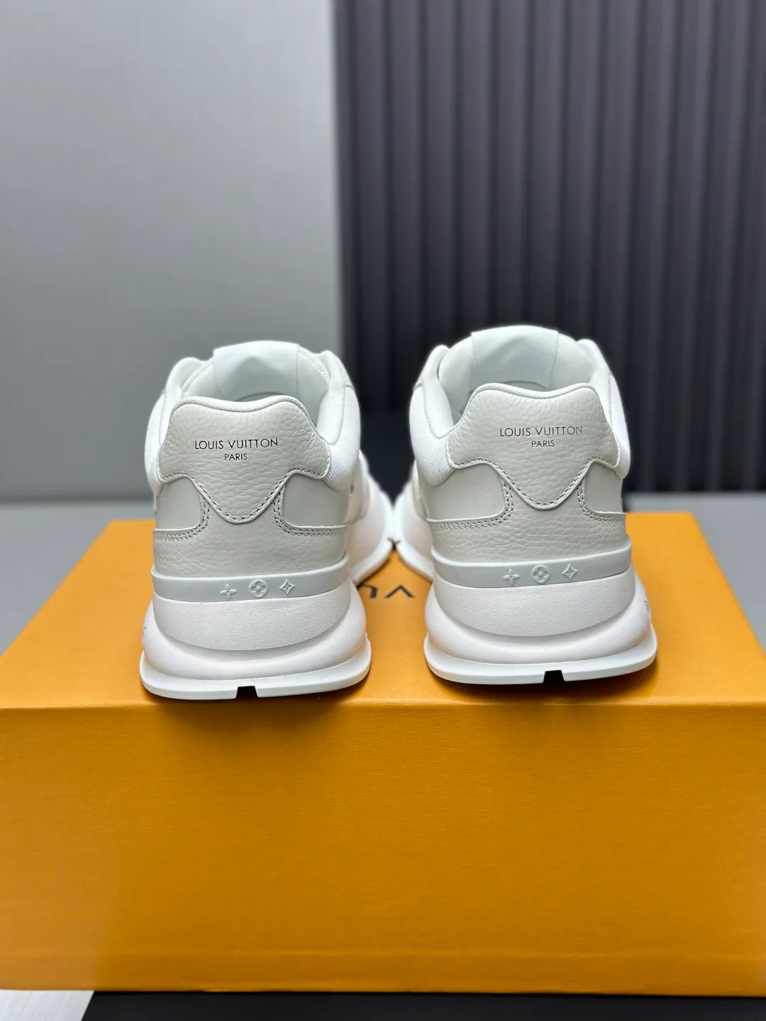 Кроссовки Мужские Louis Vuitton 11161986