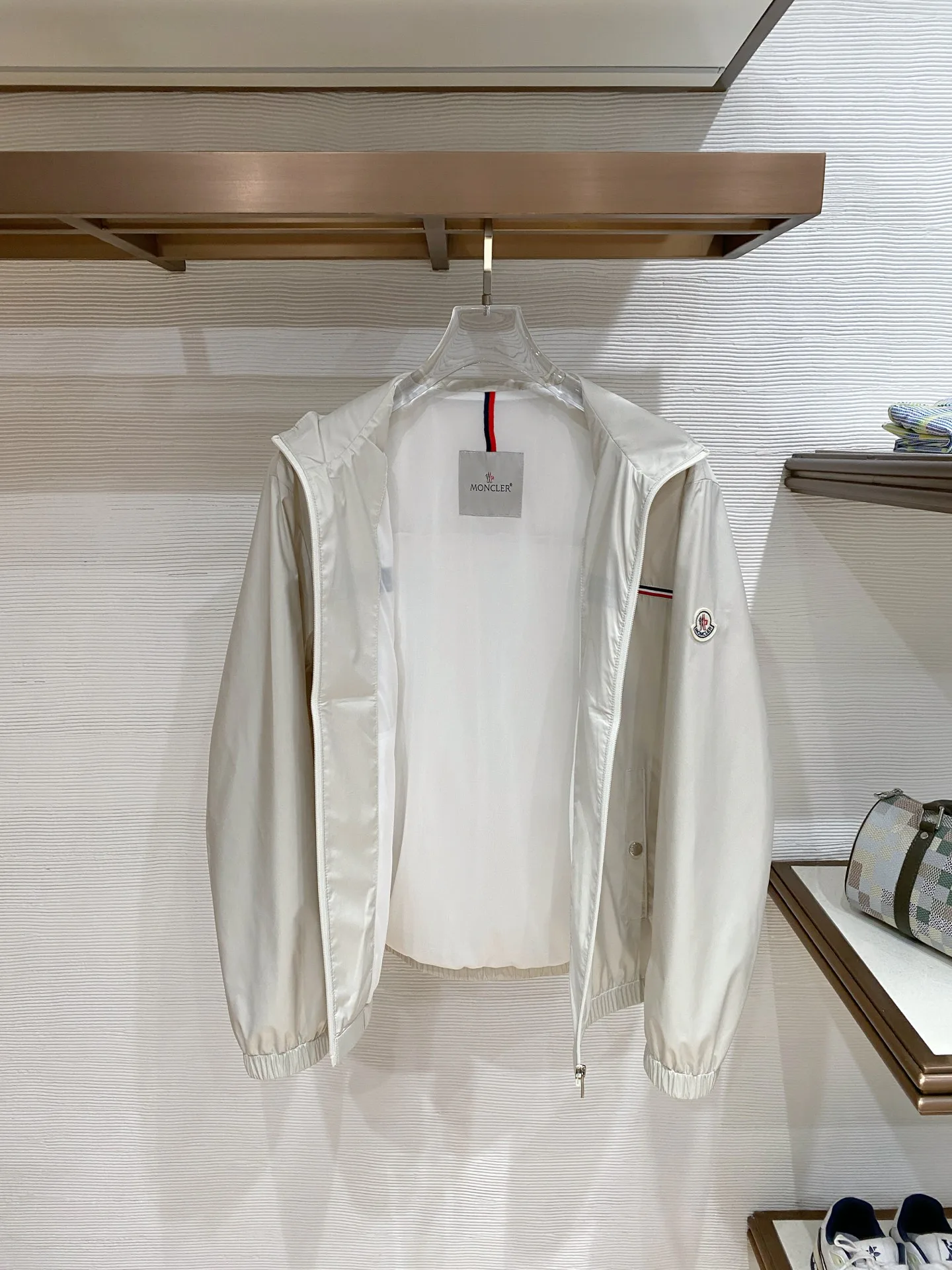 Пальто И Тренчи Мужские Moncler 11496530