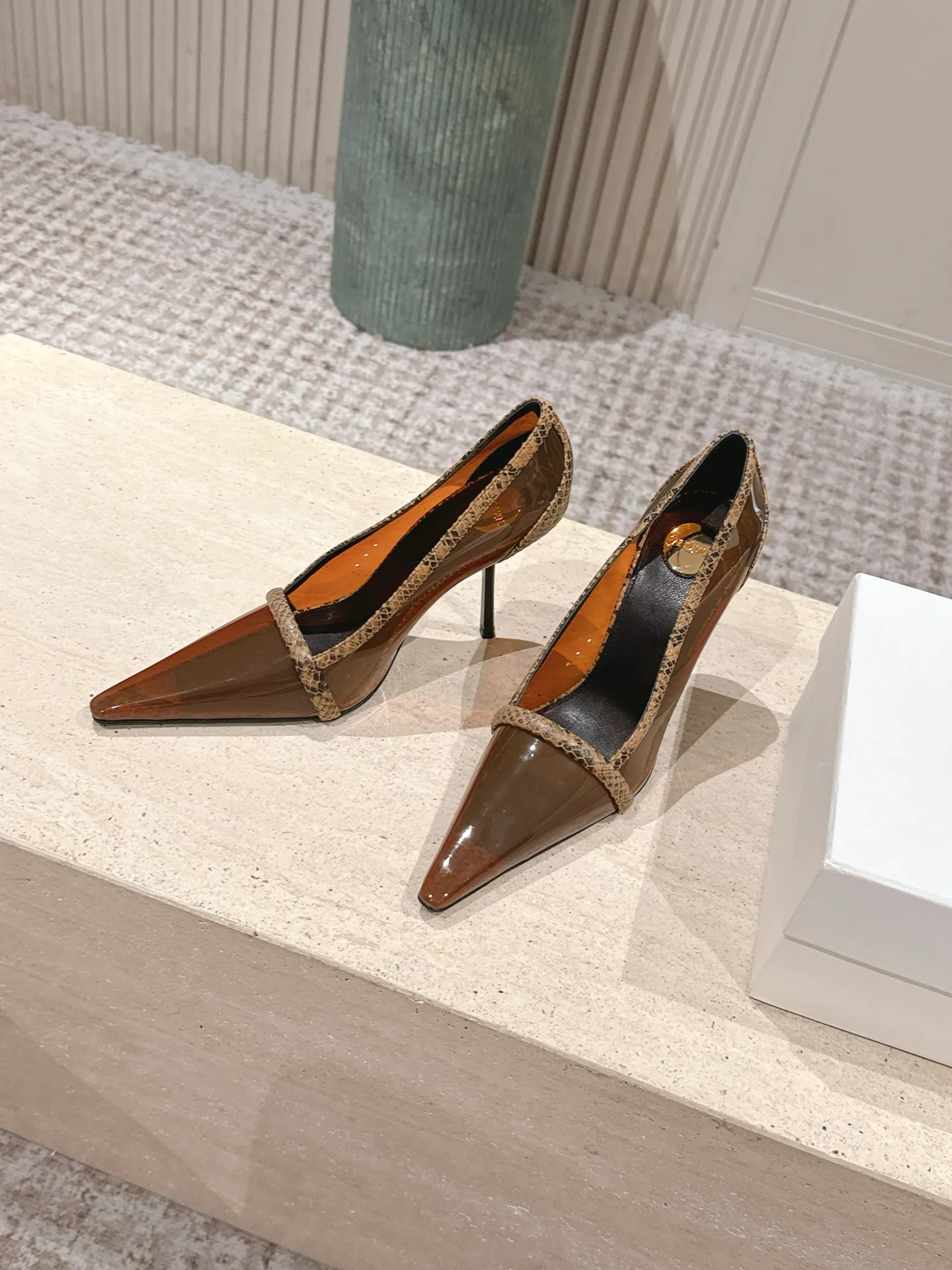 Туфли Женские Saint Laurent 18142656