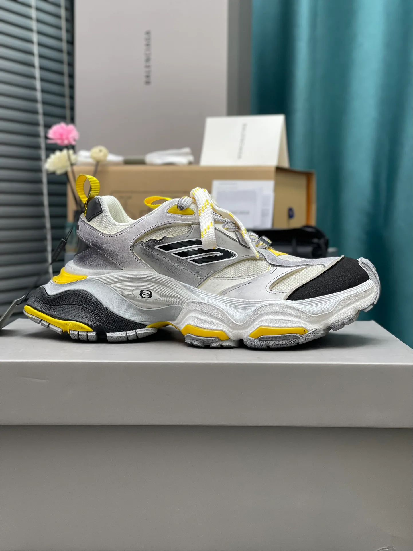 Кроссовки Женские Balenciaga 12799560