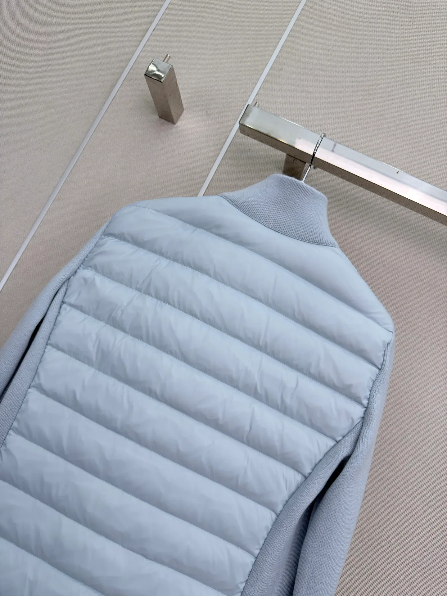 Куртки И Пуховики Женские Moncler 19181937