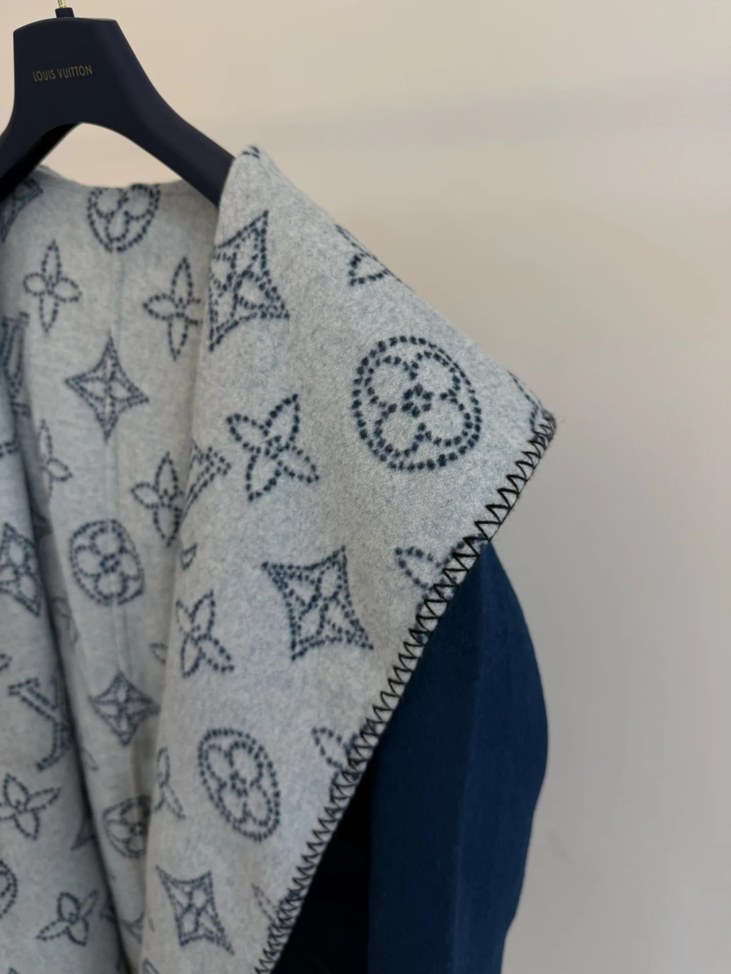 Пальто Женские Louis Vuitton 18601493