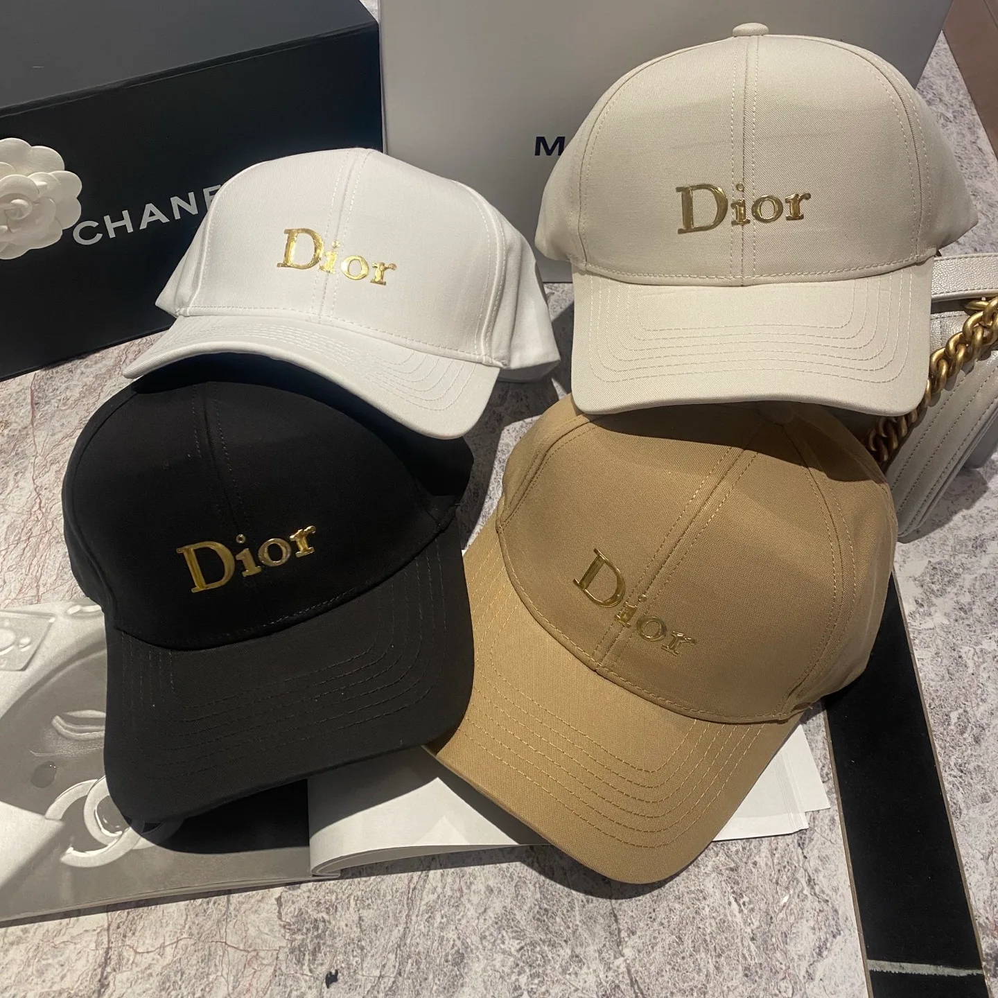 Головные Уборы Christian Dior 11477