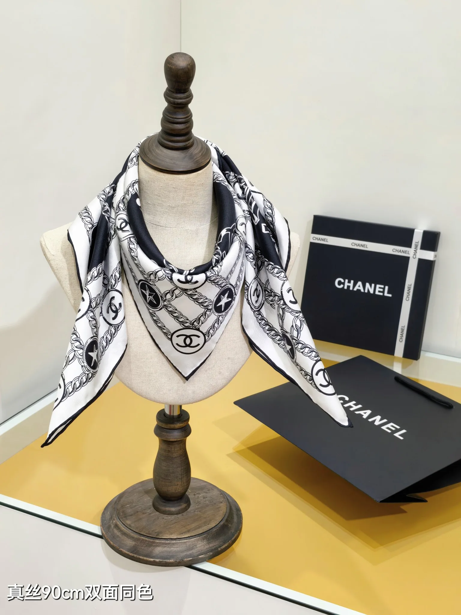 Шарфы Chanel 33846