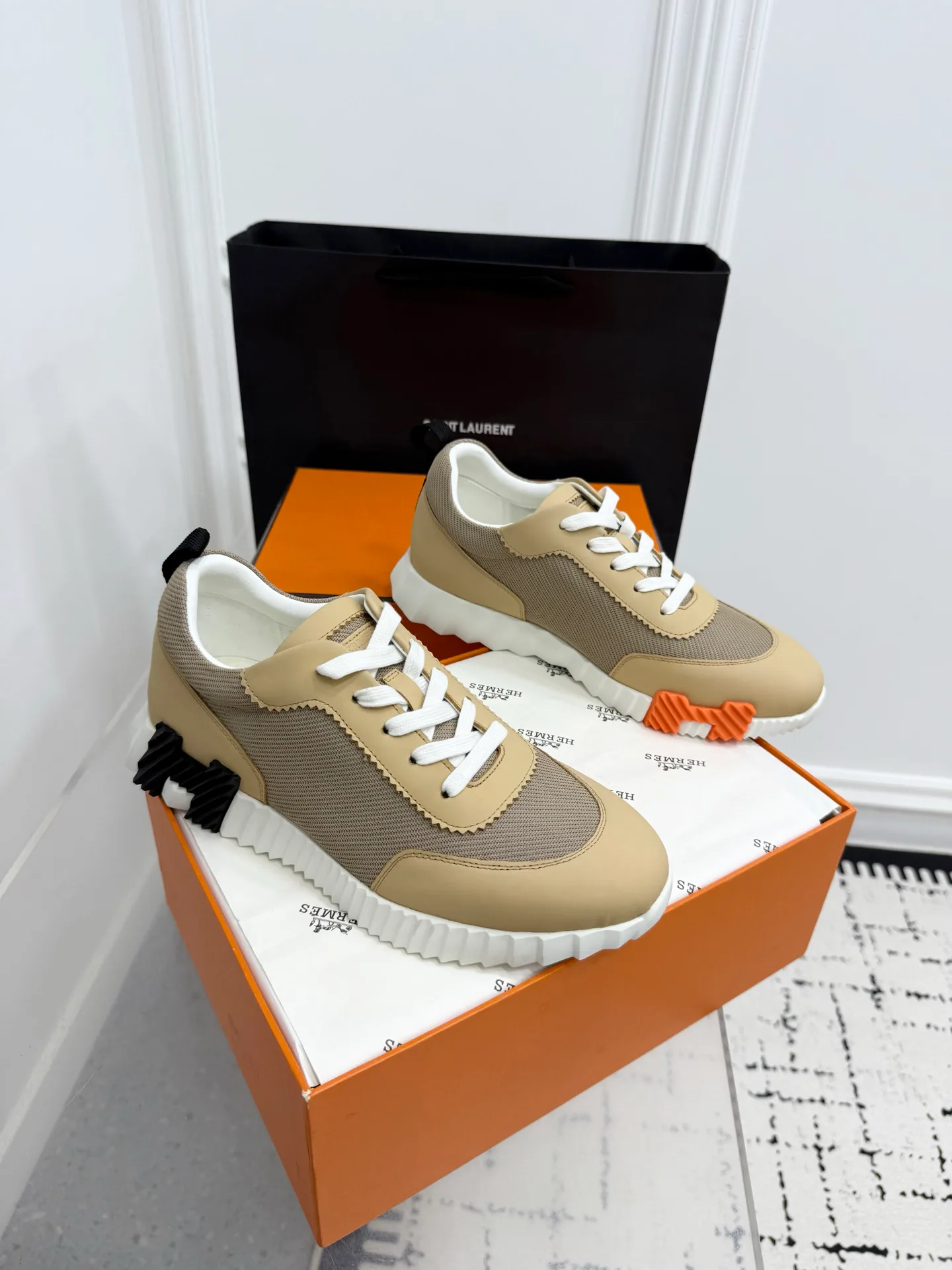 Кроссовки Женские Hermes 811854