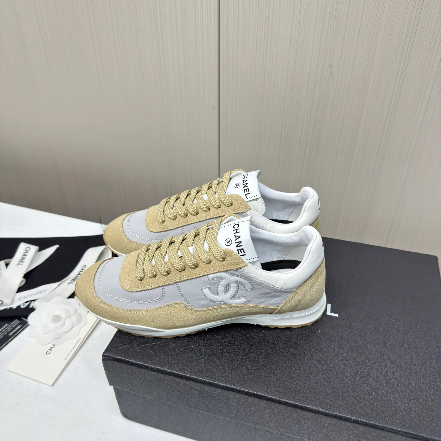 Кроссовки Женские Chanel 11490746
