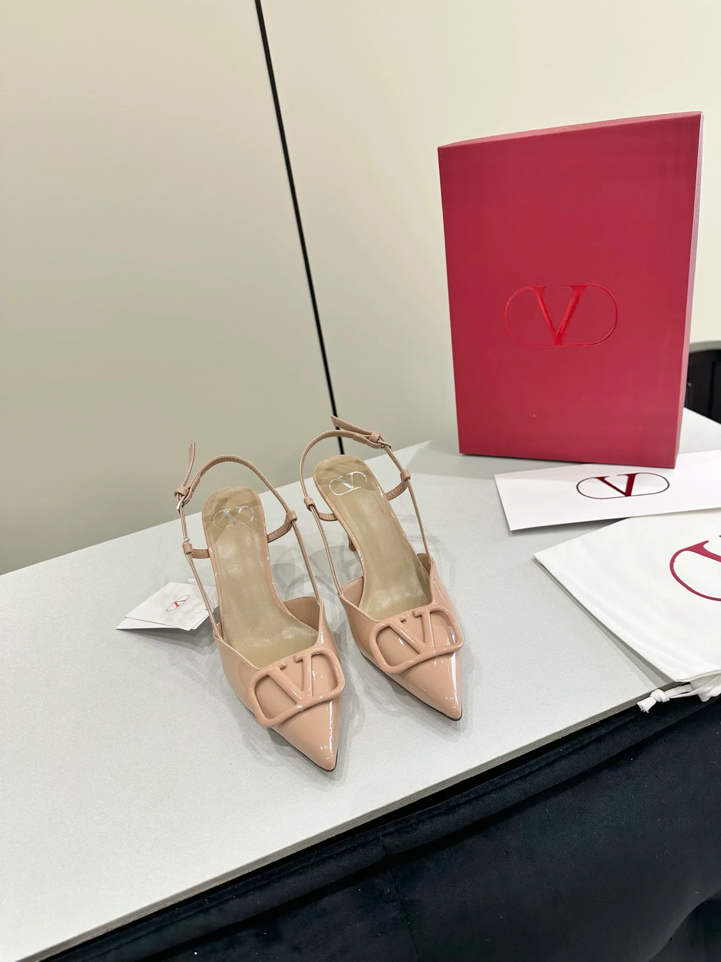 Босоножки Женские Valentino 11608845