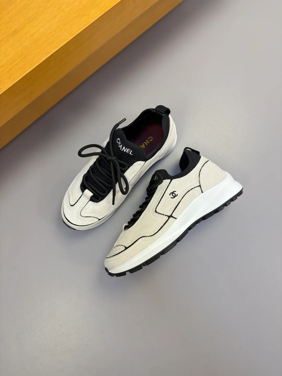 Кроссовки Женские Chanel 16874092