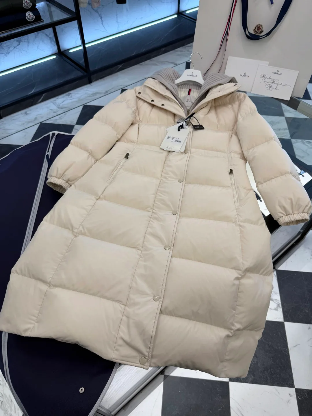Куртки И Пуховики Женские Moncler 19245302