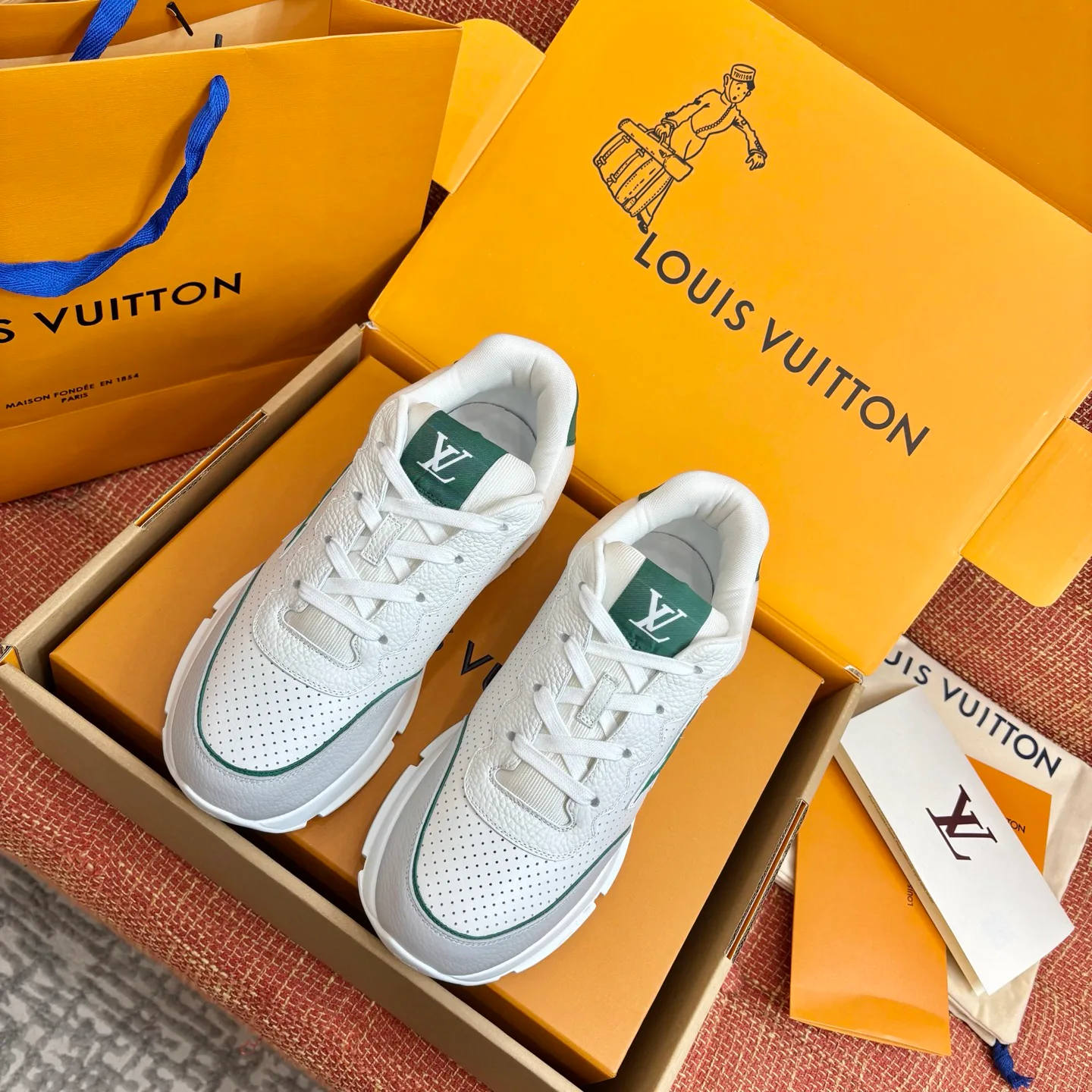 Кроссовки Женские Louis Vuitton 1693098