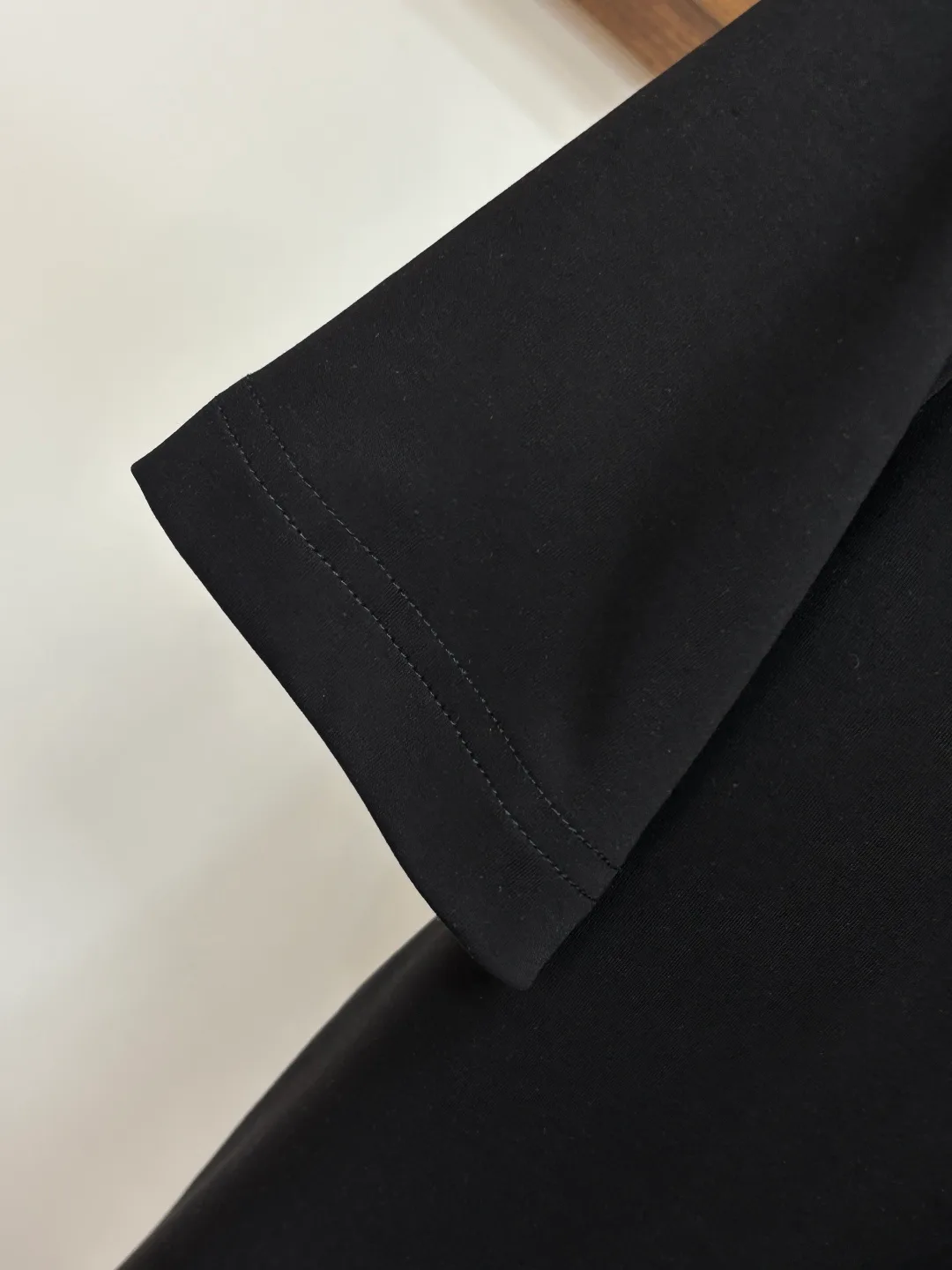 Футболки Женские Prada 11000512