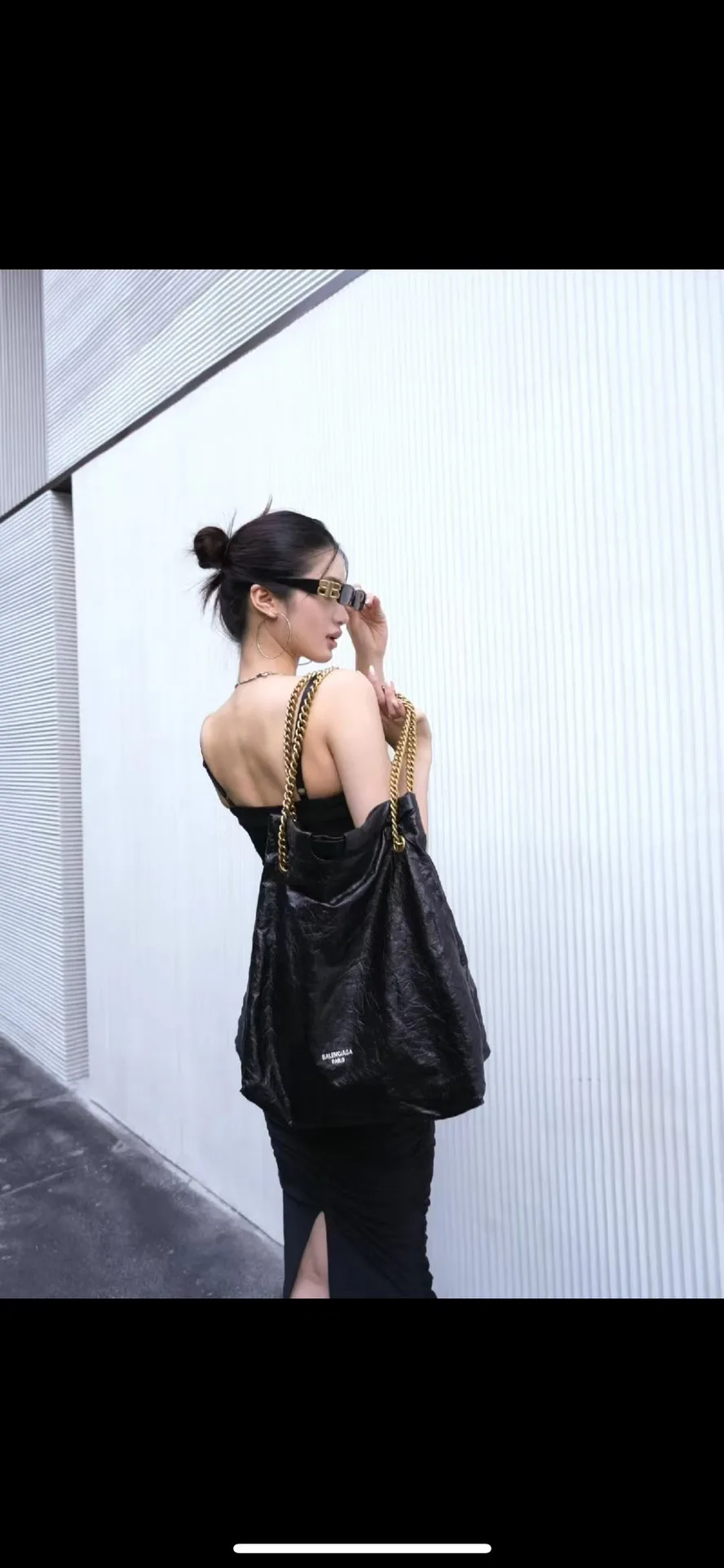 Сумки На Ремне Женские Balenciaga 9104886