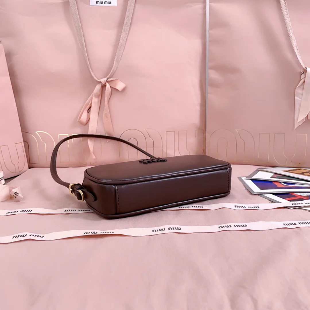 Классические Сумки Женские Miu Miu 11872262