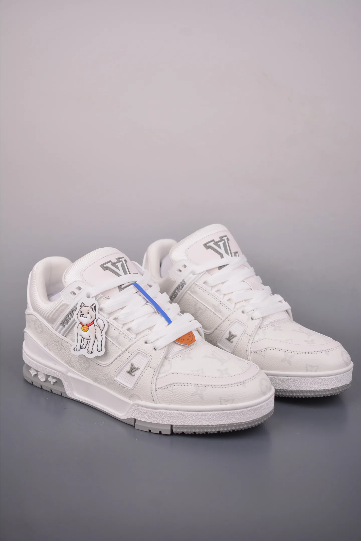 Кроссовки Женские Louis Vuitton 11550558