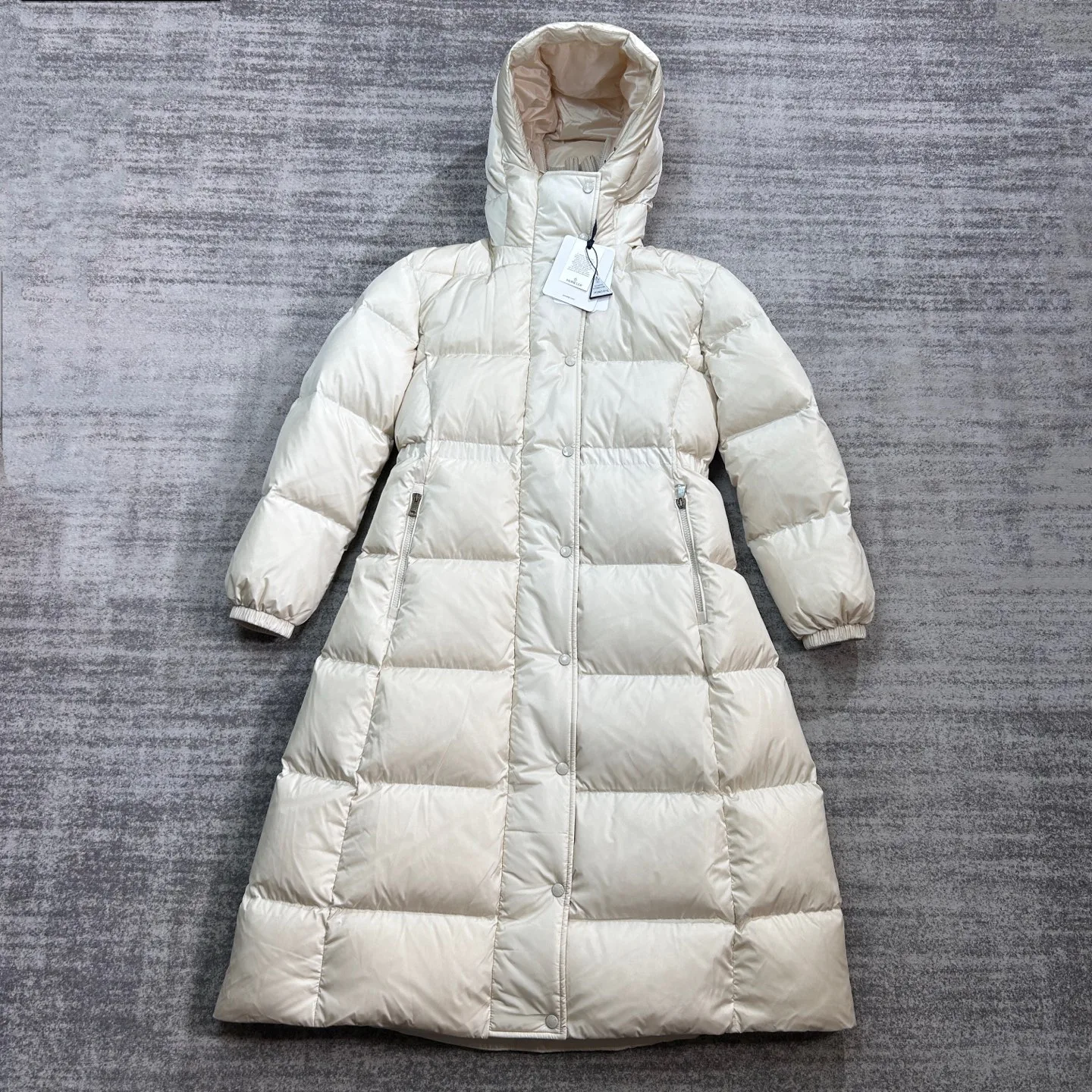 Куртки И Пуховики Женские Moncler 19075609