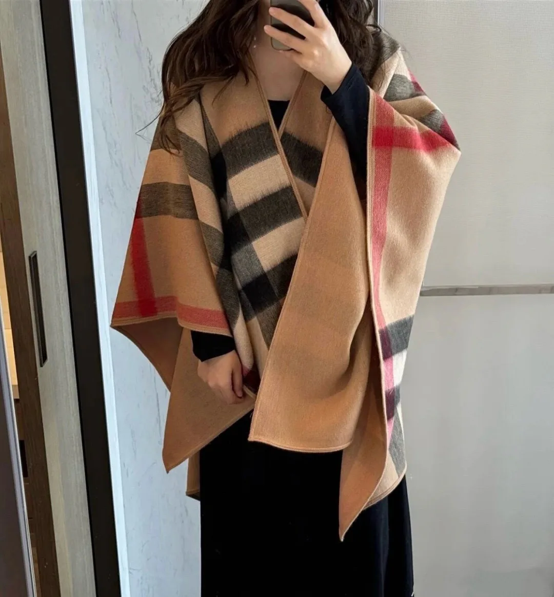 Пальто Женские Burberry 18980871