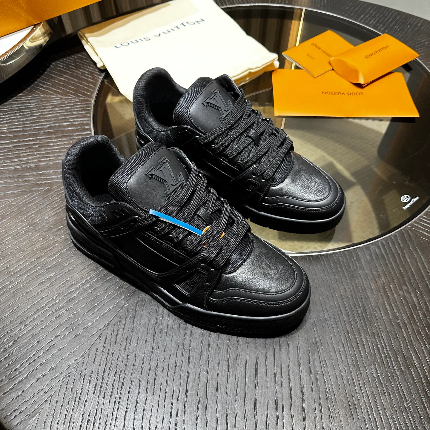 Кроссовки Мужские Louis Vuitton 857708