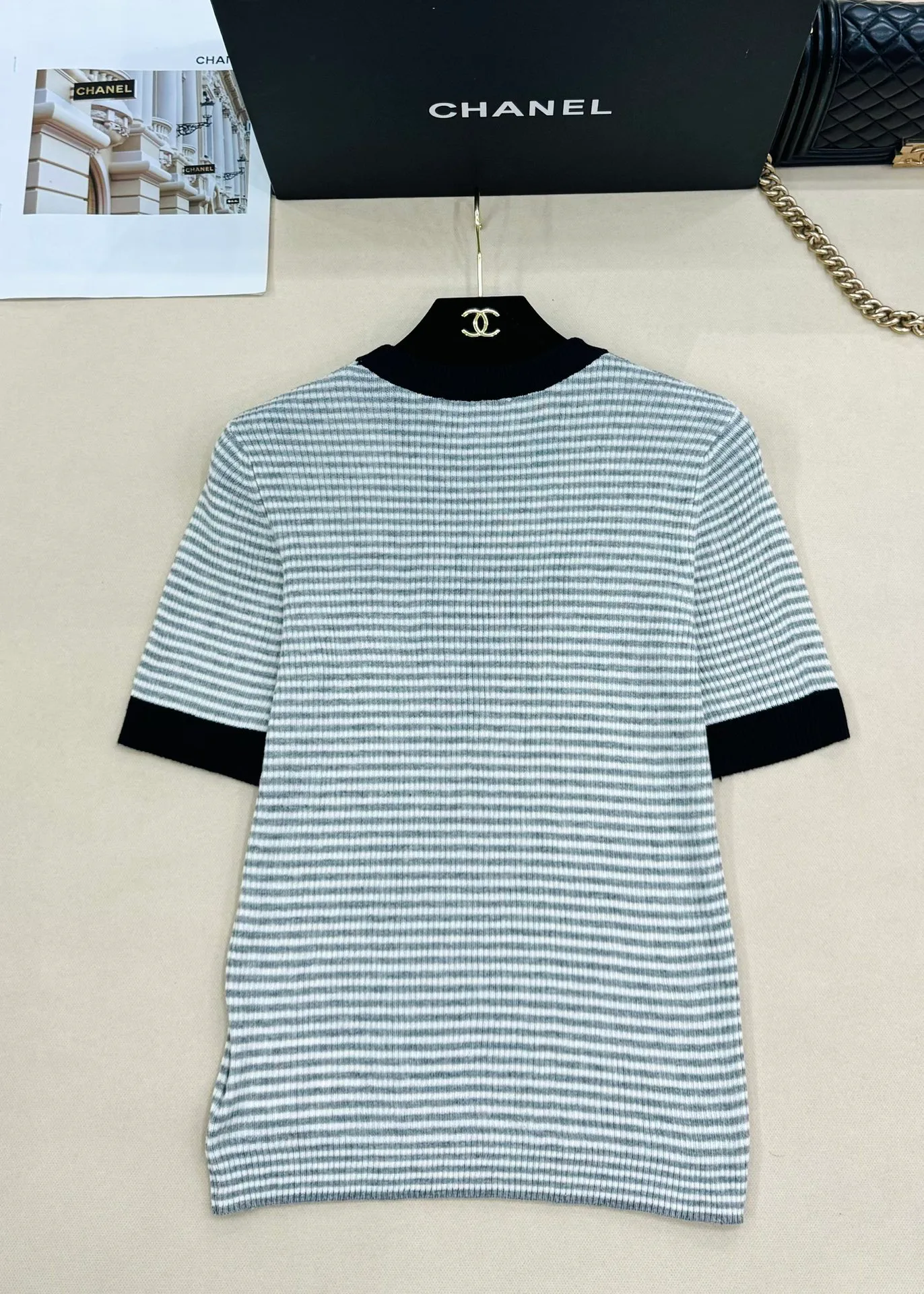 Футболки Женские Prada 11670384