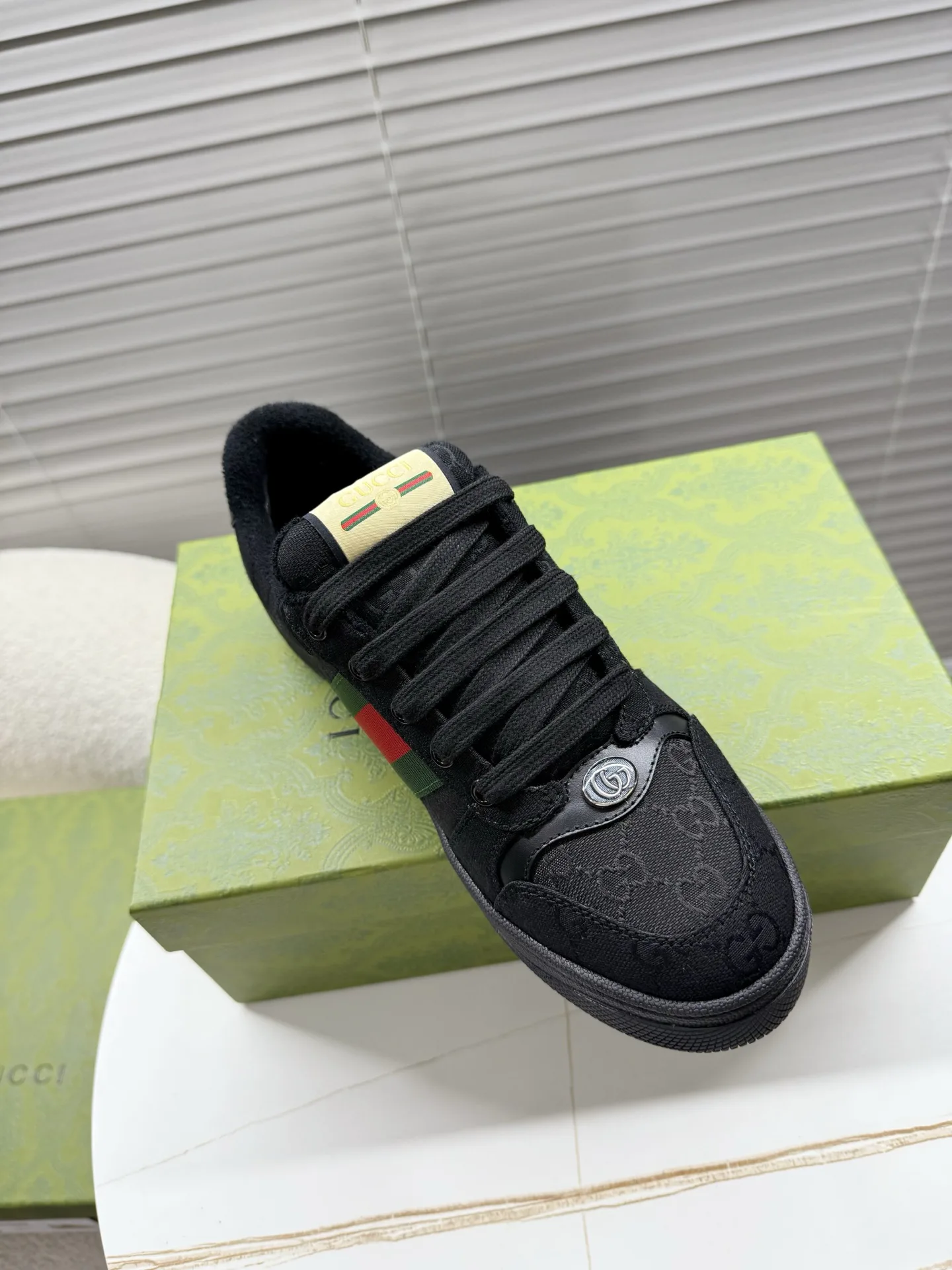 Кроссовки Женские Gucci 17451076