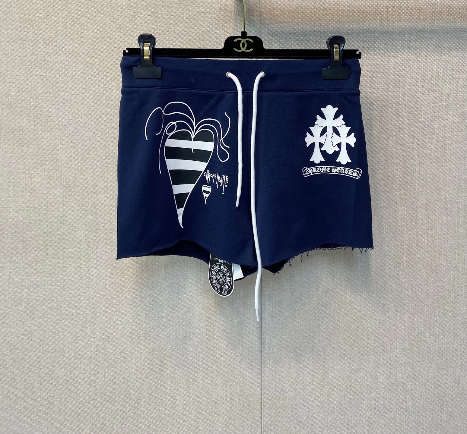 Шорты Женские Chrome Hearts 12403075