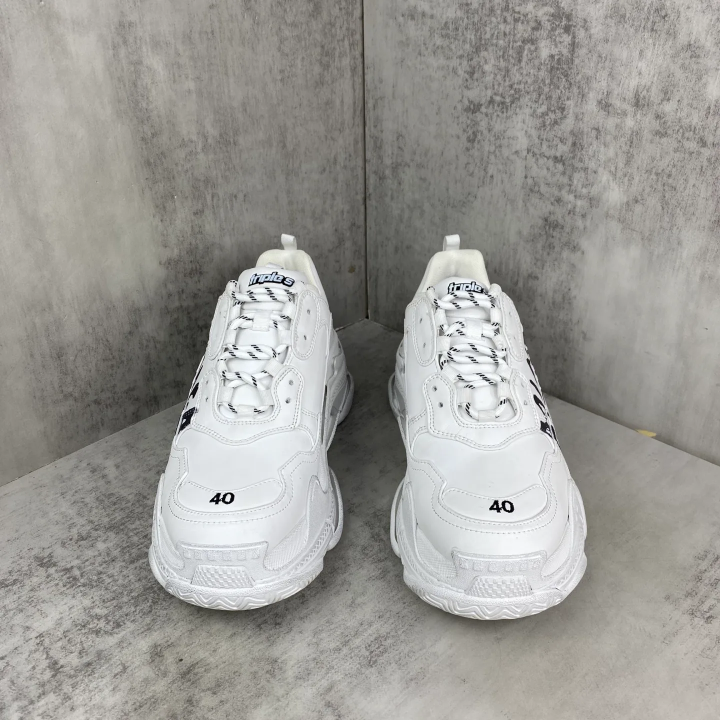 Кроссовки Женские Balenciaga 11216246