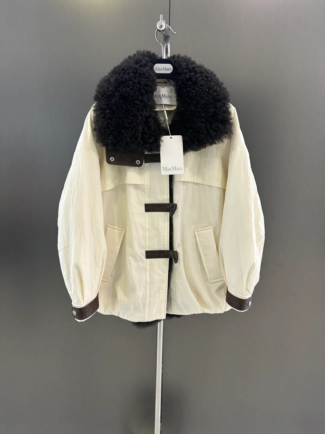 Куртки И Пуховики Женские Max Mara 476573