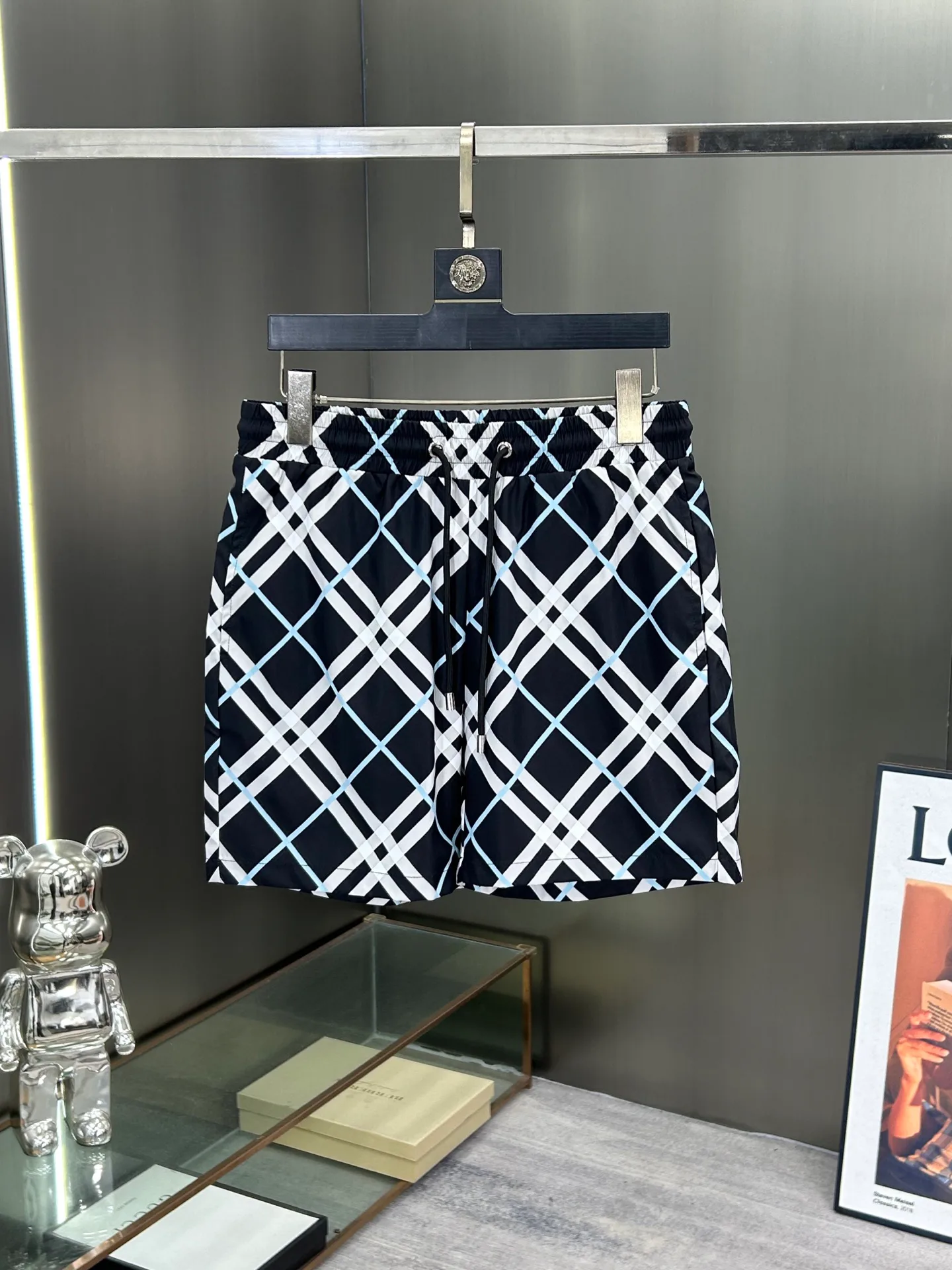 Шорты Мужские Burberry 18000488