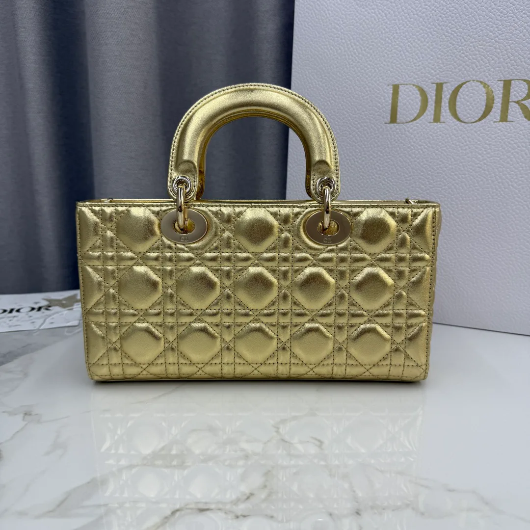 Классические Сумки Женские Christian Dior 18116440