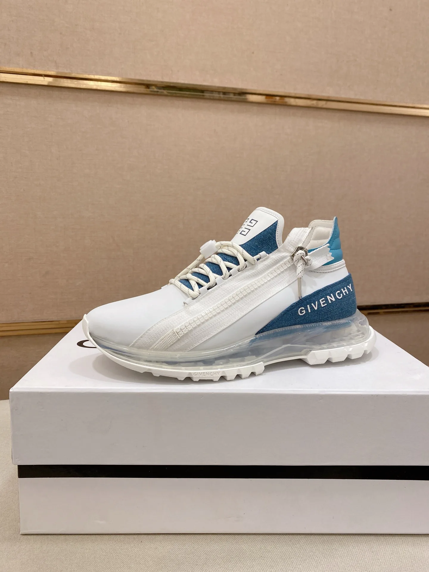 Кроссовки Женские Givenchy 1628798