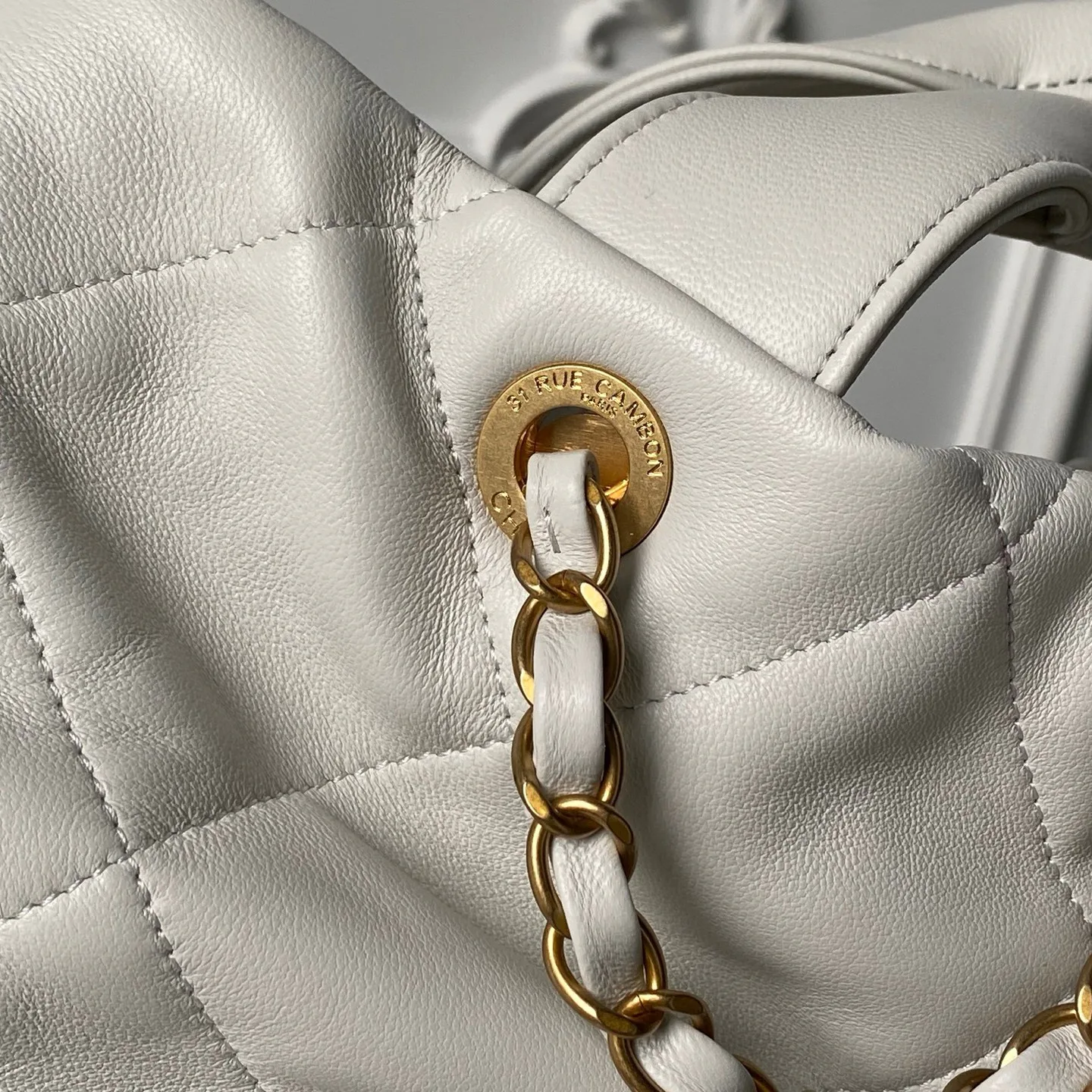 Классические Сумки Женские Chanel 18207779