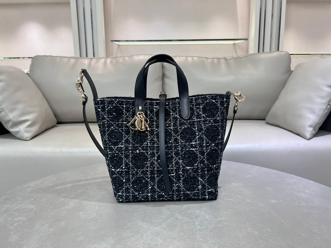 Классические Сумки Женские Christian Dior 9165601