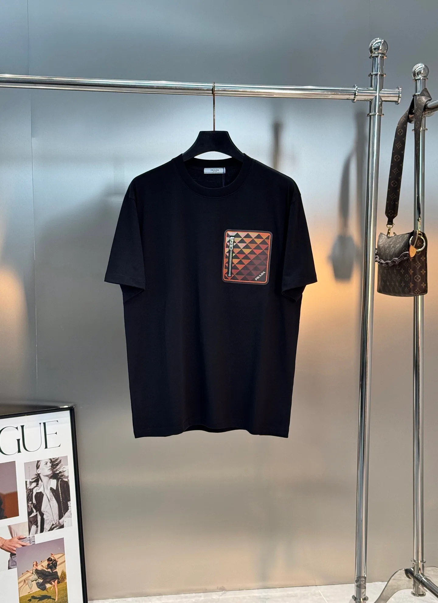 Футболки Женские Prada 13293376