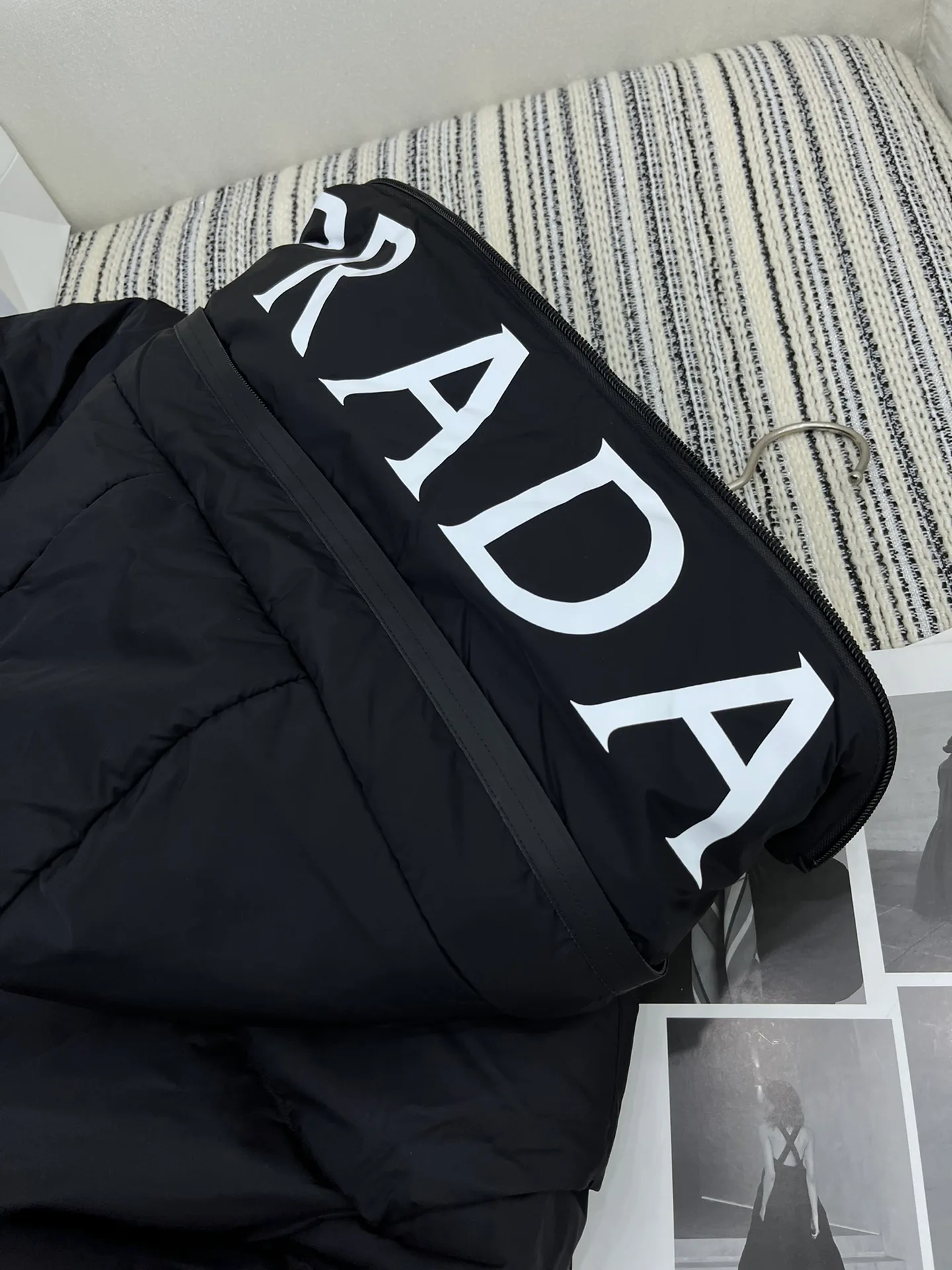 Куртки И Пуховики Женские Prada 863431