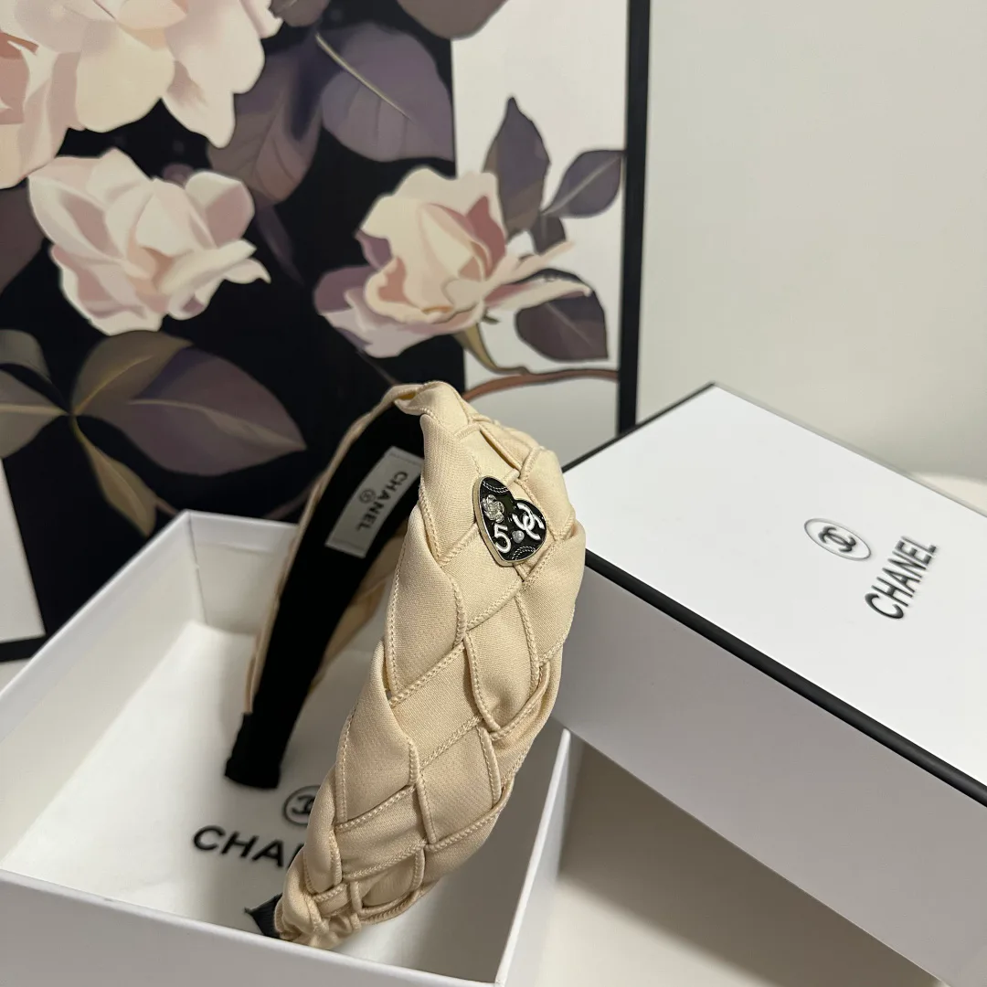 Головные Уборы Chanel 11469205