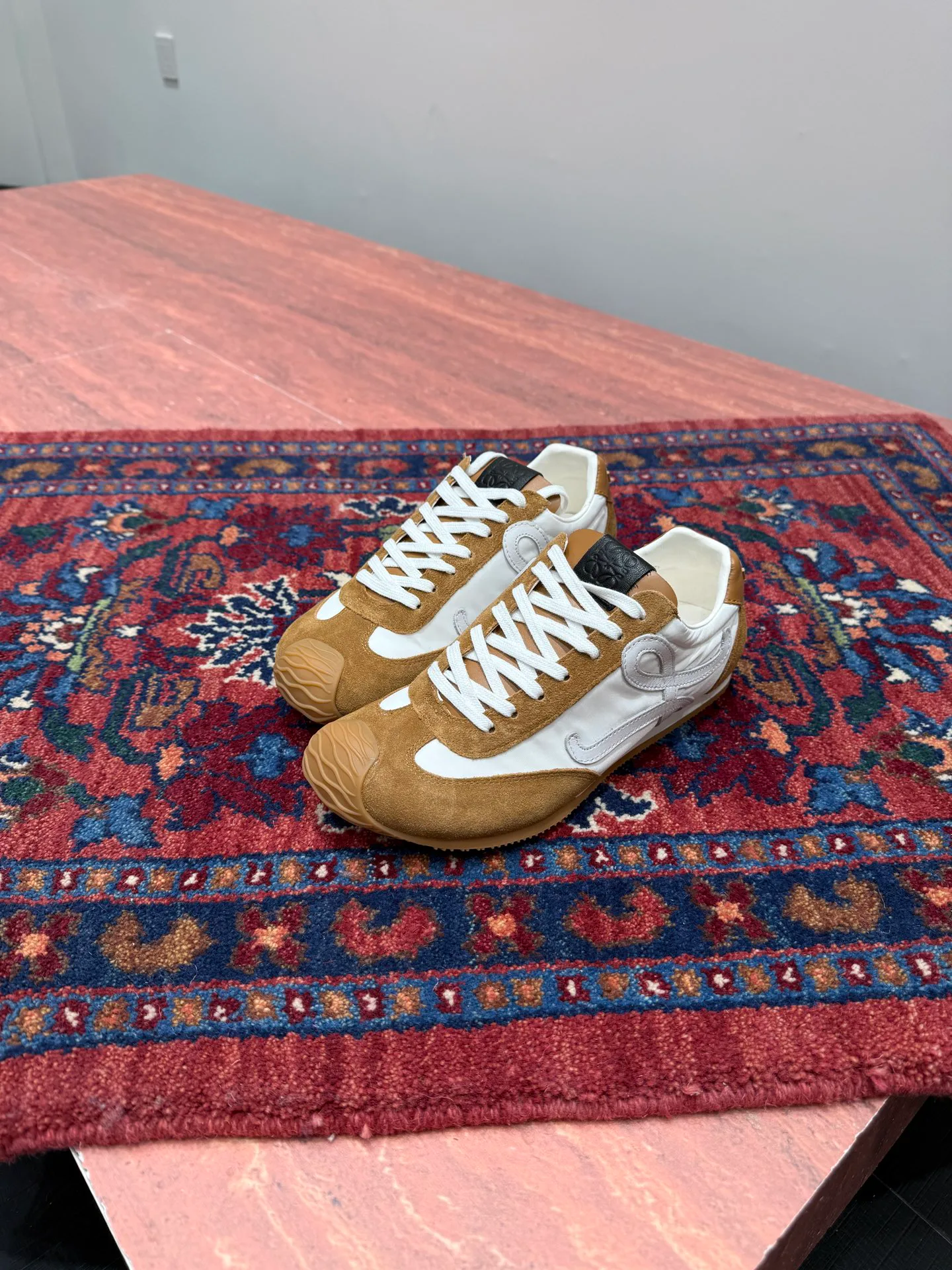 Кроссовки Женские Loewe 11250684