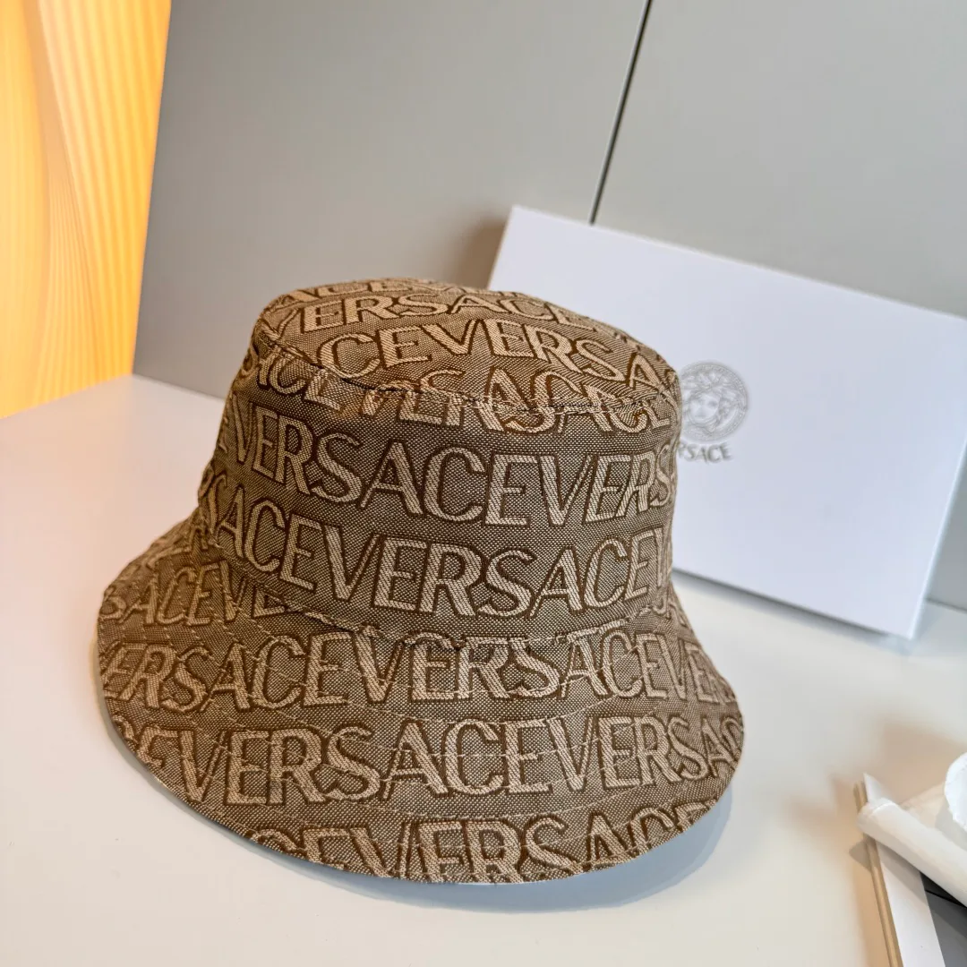 Головные Уборы Versace 17467750