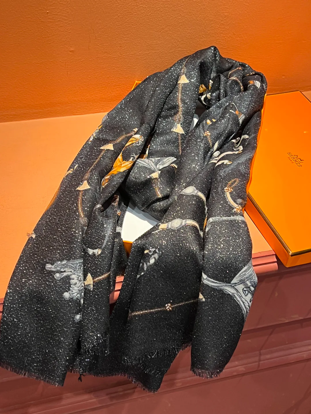 Шарфы Hermes 18675672