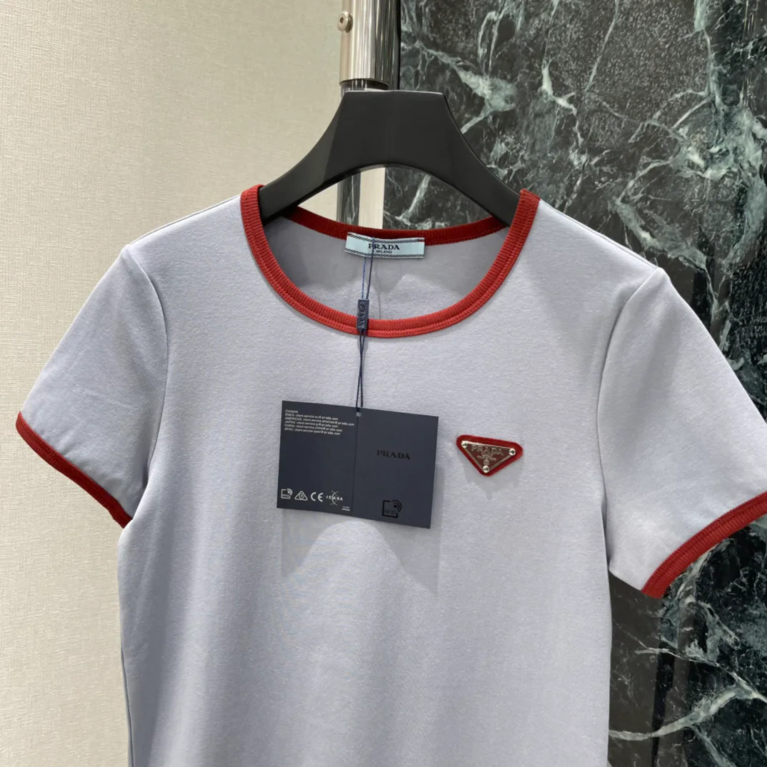 Футболки Женские Prada 11220893