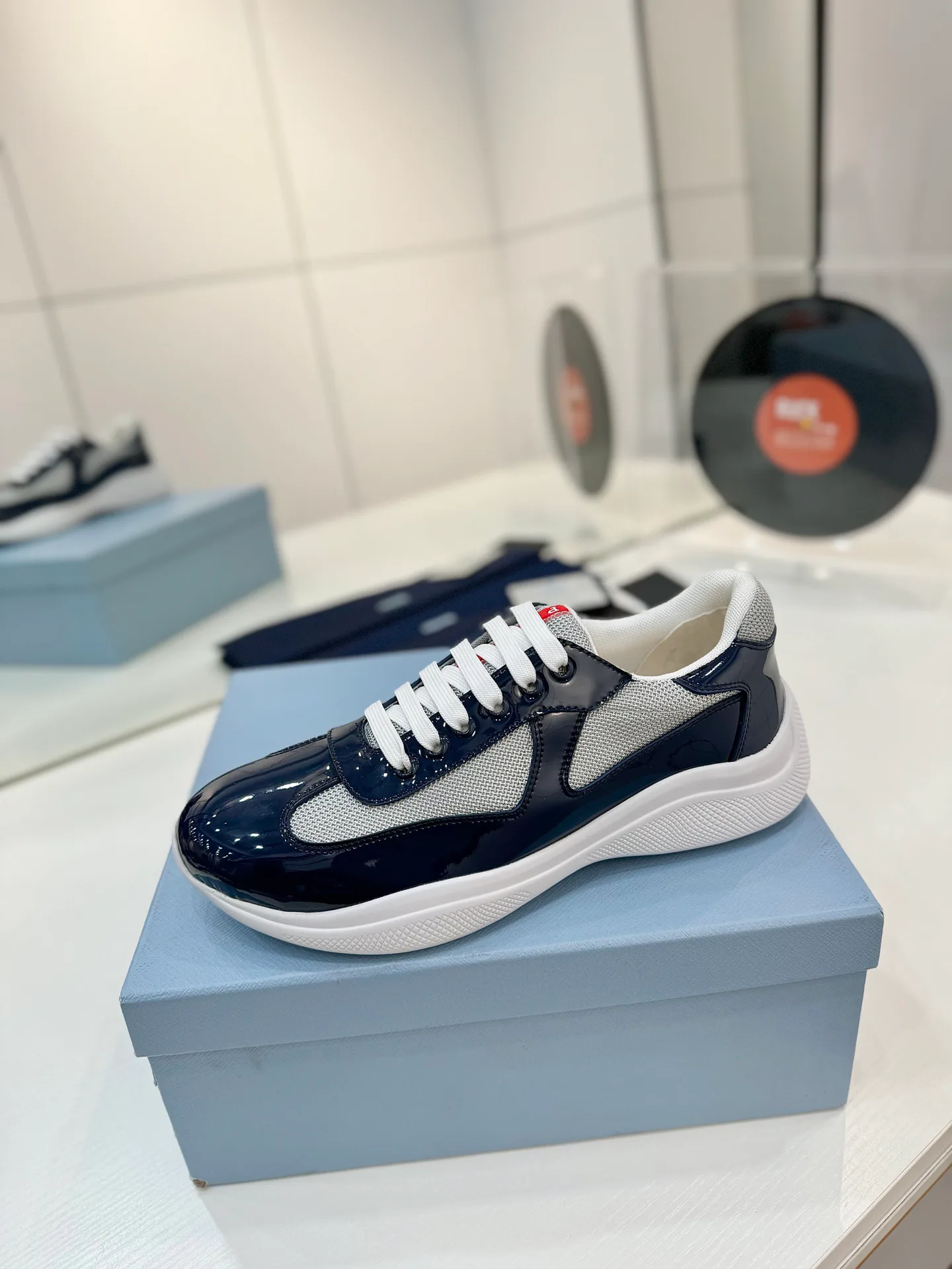 Кроссовки Женские Prada 2019177